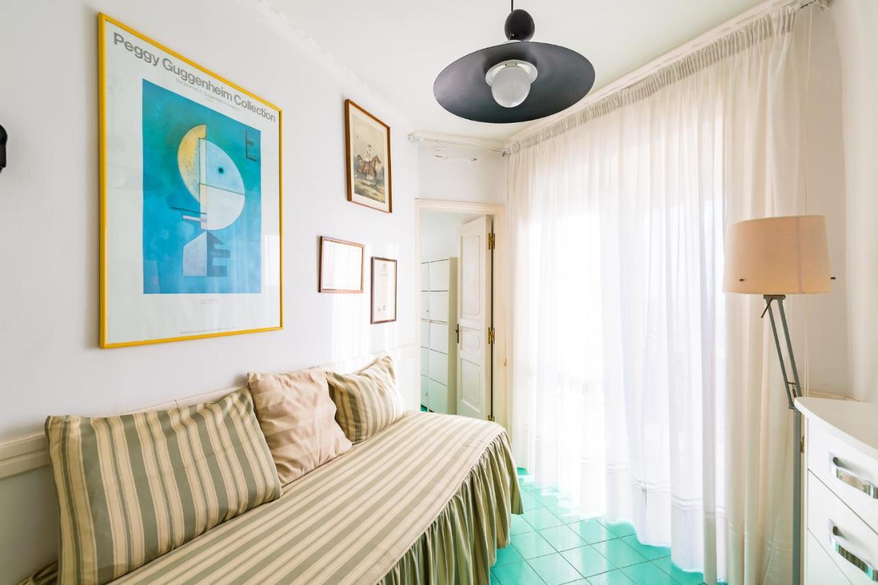 Villa Paola - Hidden Panoramic Garden And Terraces By Napoliapartments 外观 照片