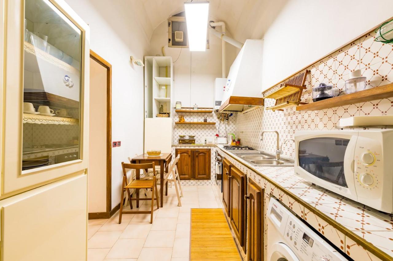 Villa Paola - Hidden Panoramic Garden And Terraces By Napoliapartments 外观 照片