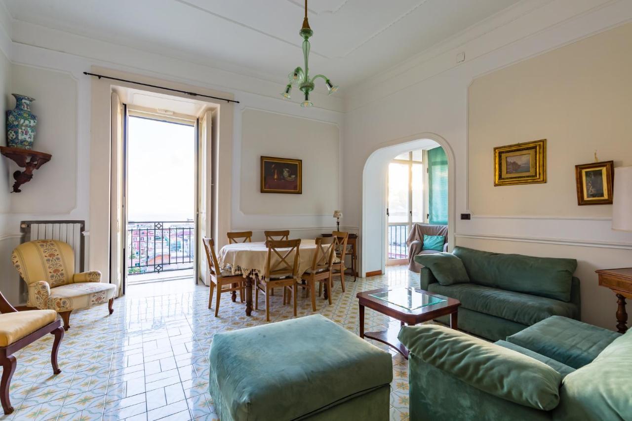 Villa Paola - Hidden Panoramic Garden And Terraces By Napoliapartments 外观 照片
