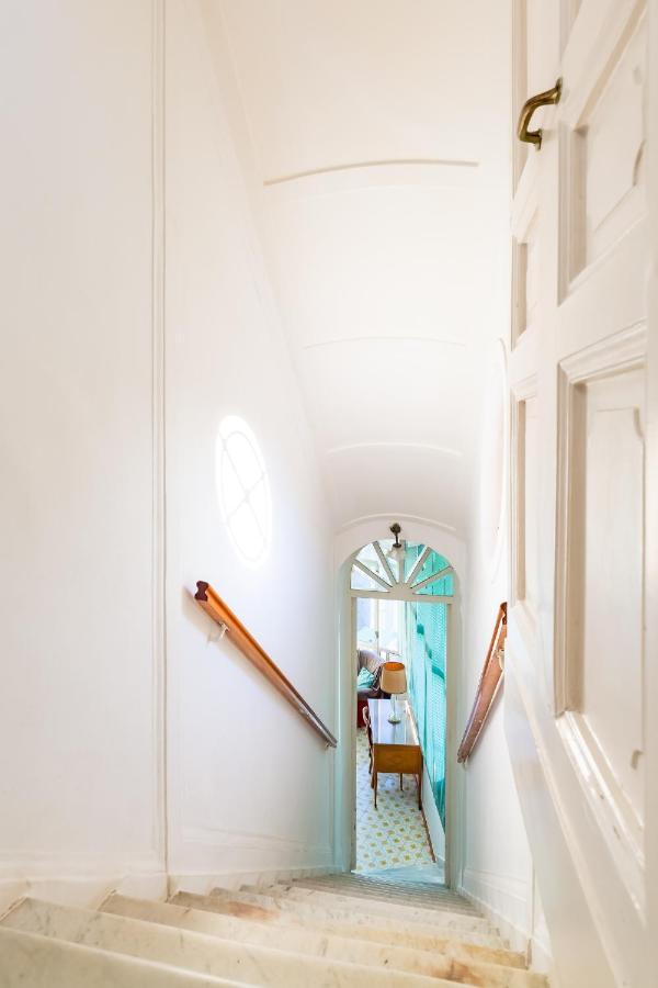 Villa Paola - Hidden Panoramic Garden And Terraces By Napoliapartments 外观 照片