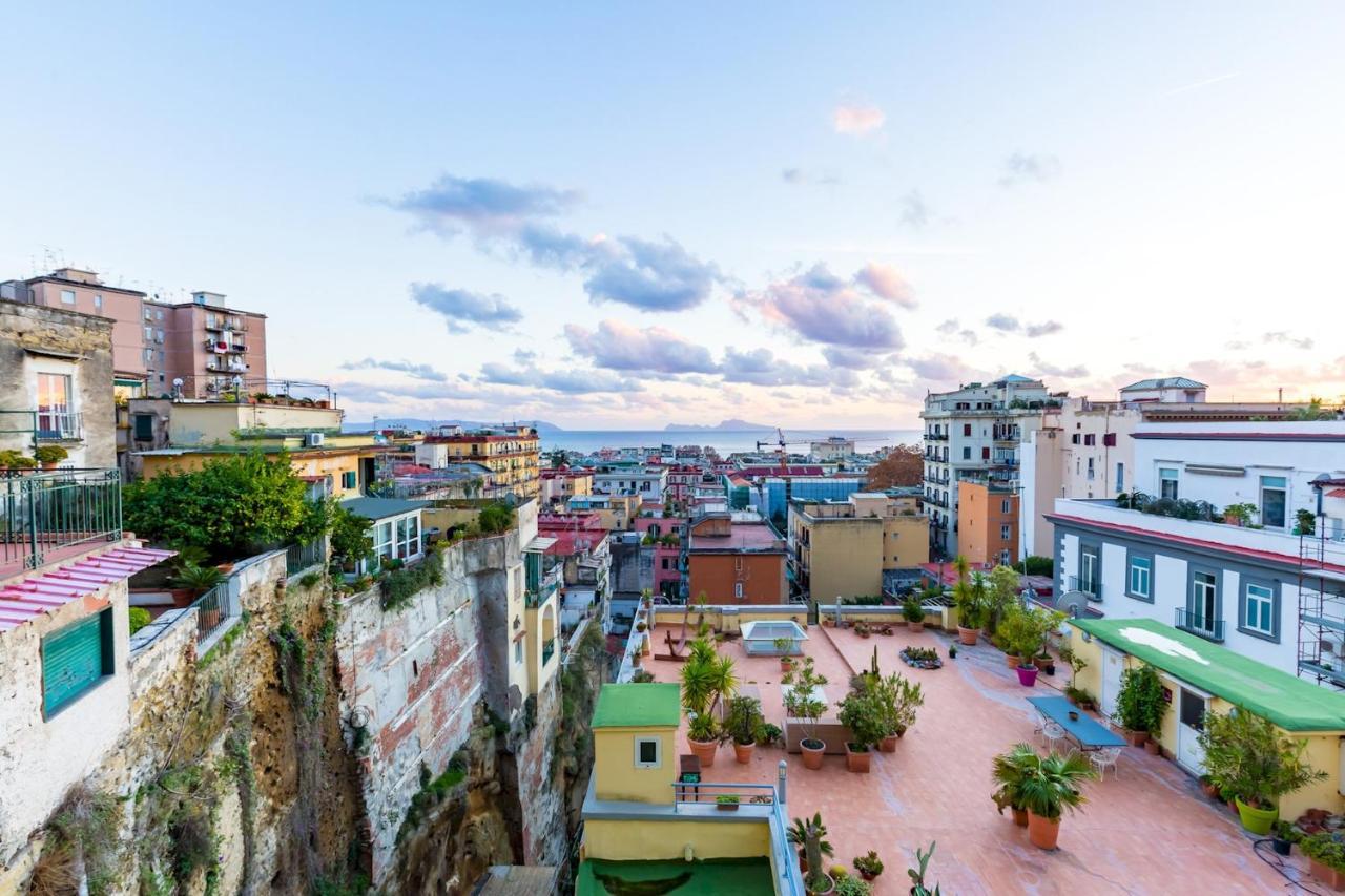 Villa Paola - Hidden Panoramic Garden And Terraces By Napoliapartments 外观 照片