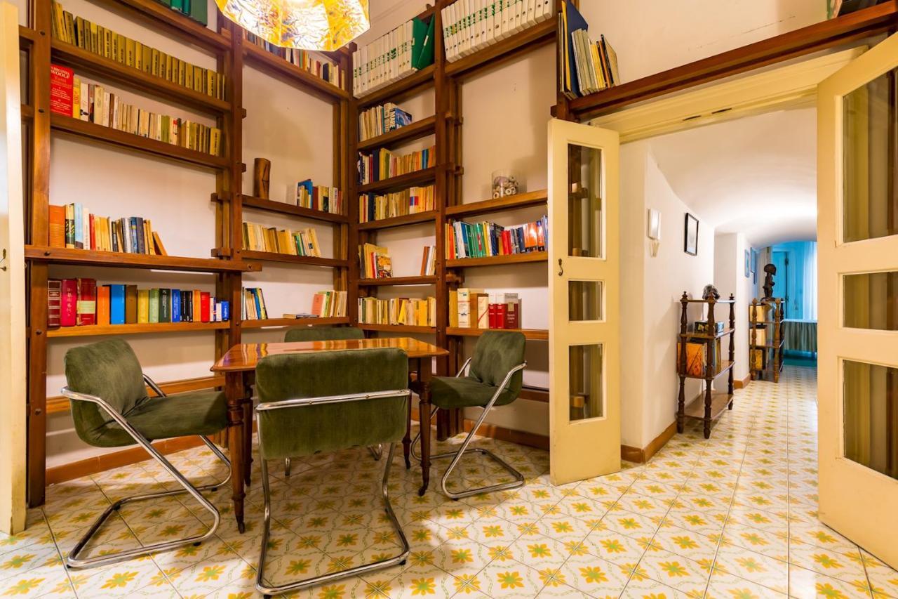 Villa Paola - Hidden Panoramic Garden And Terraces By Napoliapartments 外观 照片